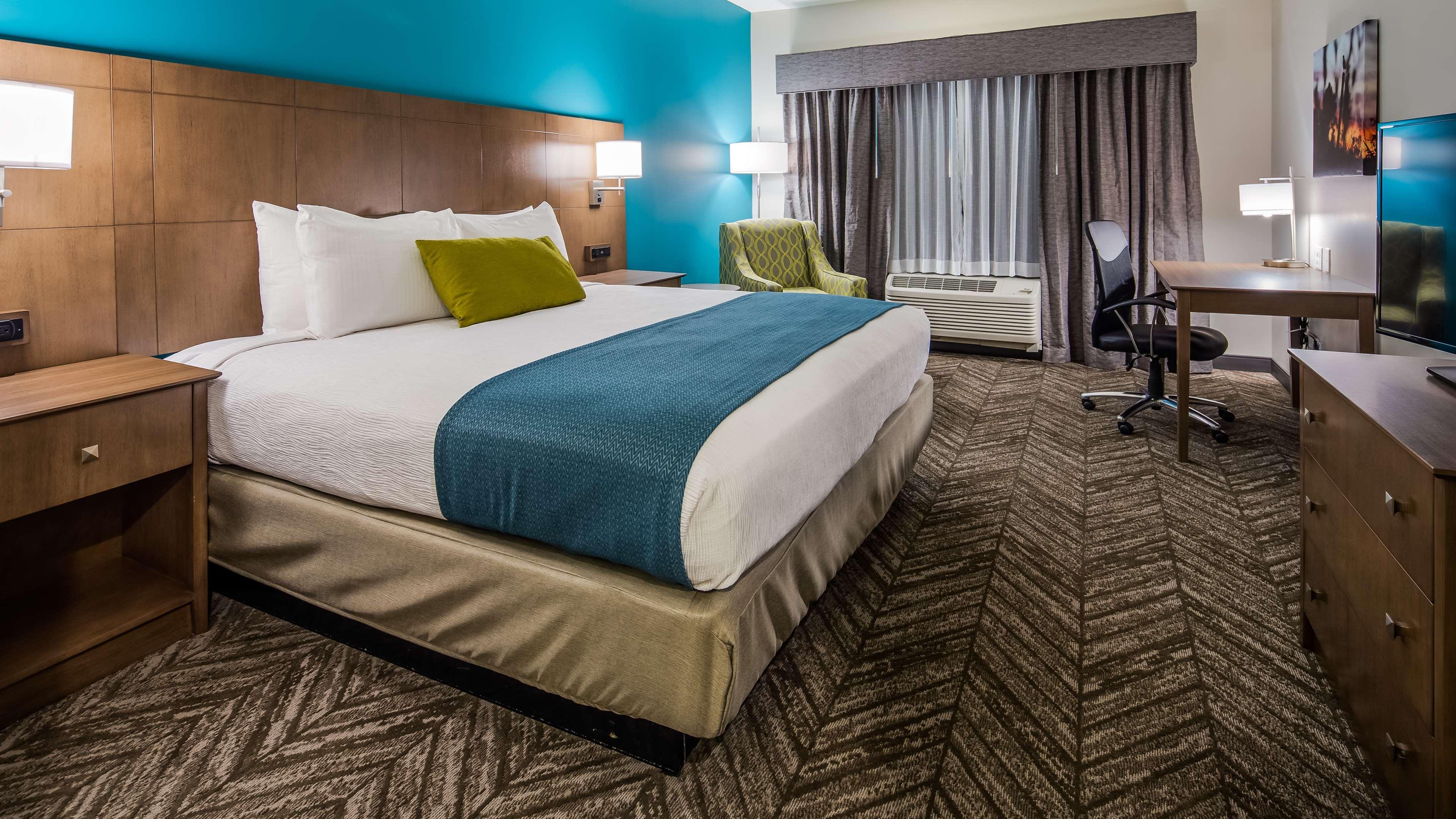 Best Western Plus Bolivar Hotel & Suites Buitenkant foto