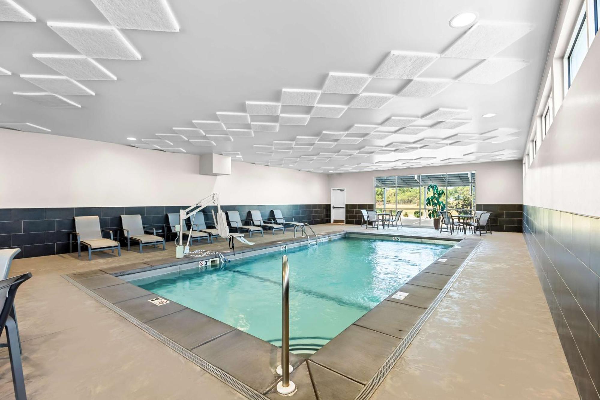 Best Western Plus Bolivar Hotel & Suites Buitenkant foto