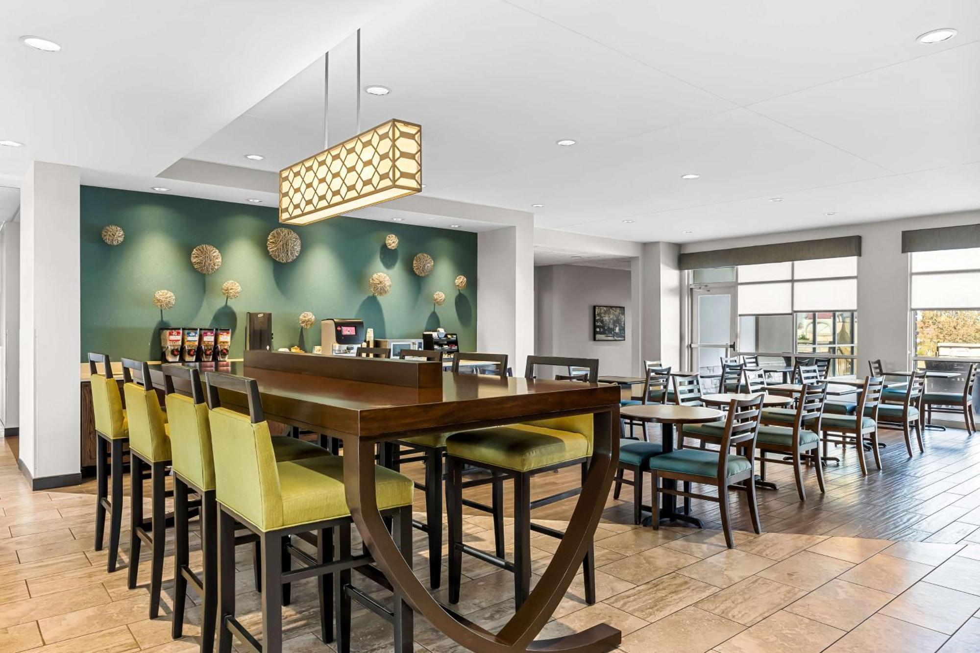 Best Western Plus Bolivar Hotel & Suites Buitenkant foto