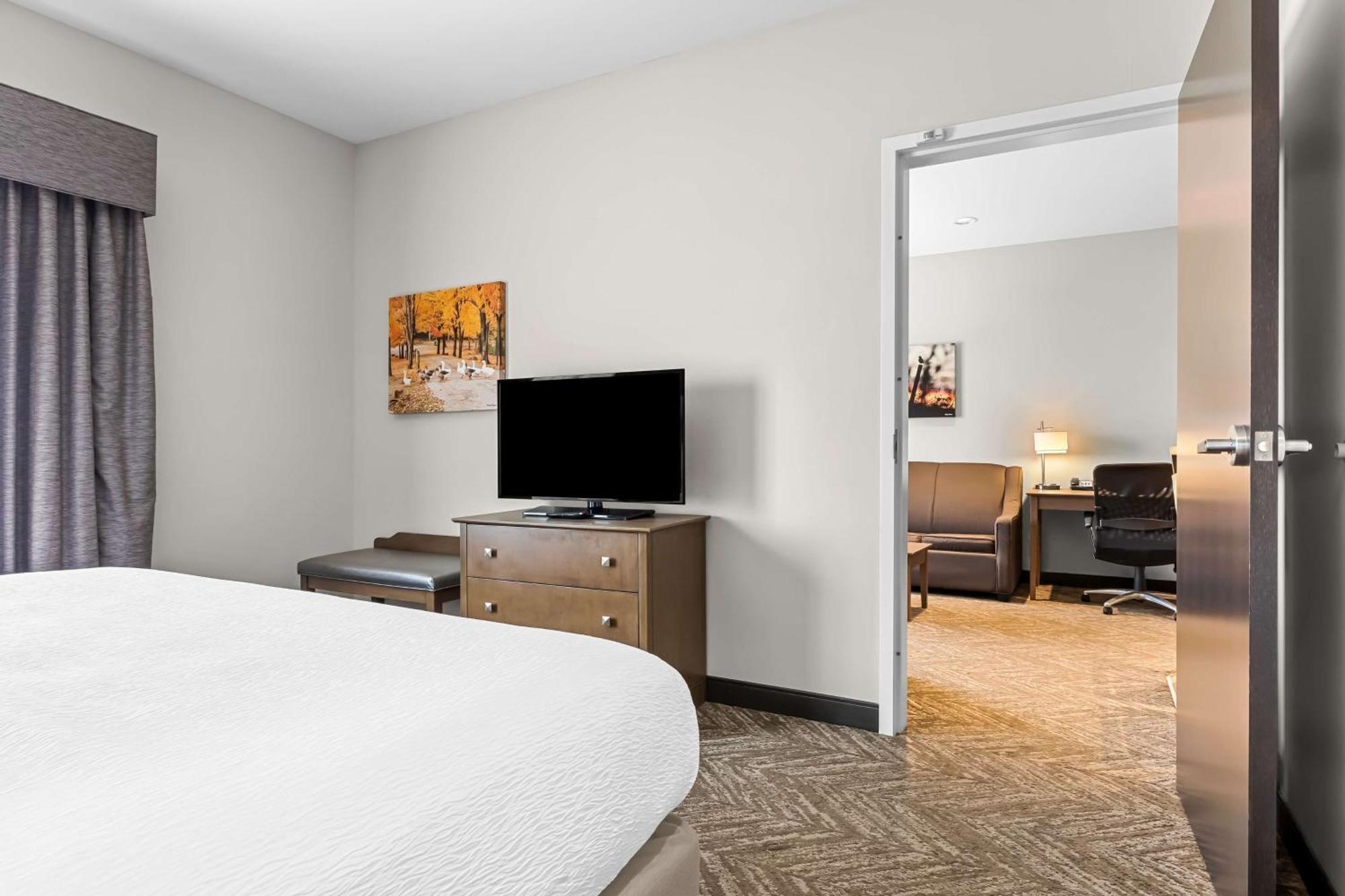 Best Western Plus Bolivar Hotel & Suites Buitenkant foto
