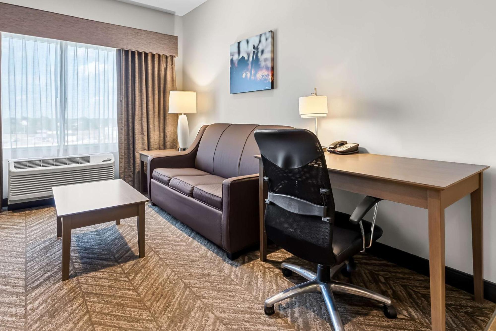 Best Western Plus Bolivar Hotel & Suites Buitenkant foto